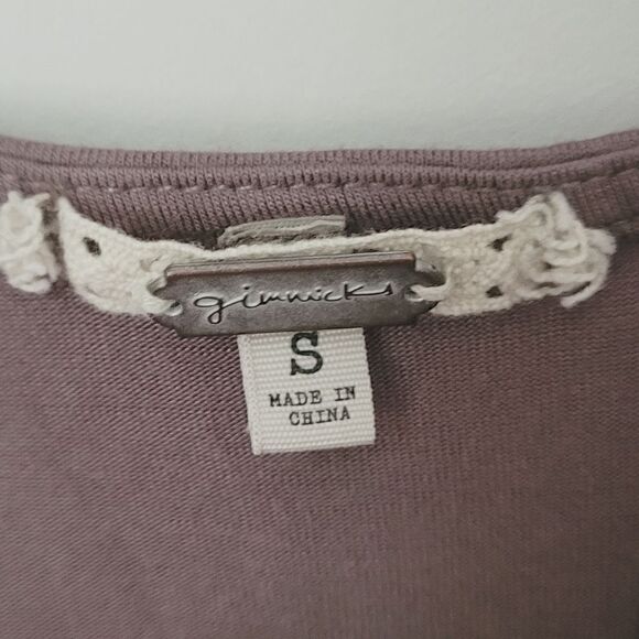 Gimmicks by BKE Lace Up V-Neck Tank Top in Taupe Size Small - Picture 5 of 6